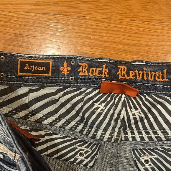 NWT Rock Revival Arjean easy ankle skinny jeans size 32/26. - Picture 3 of 15